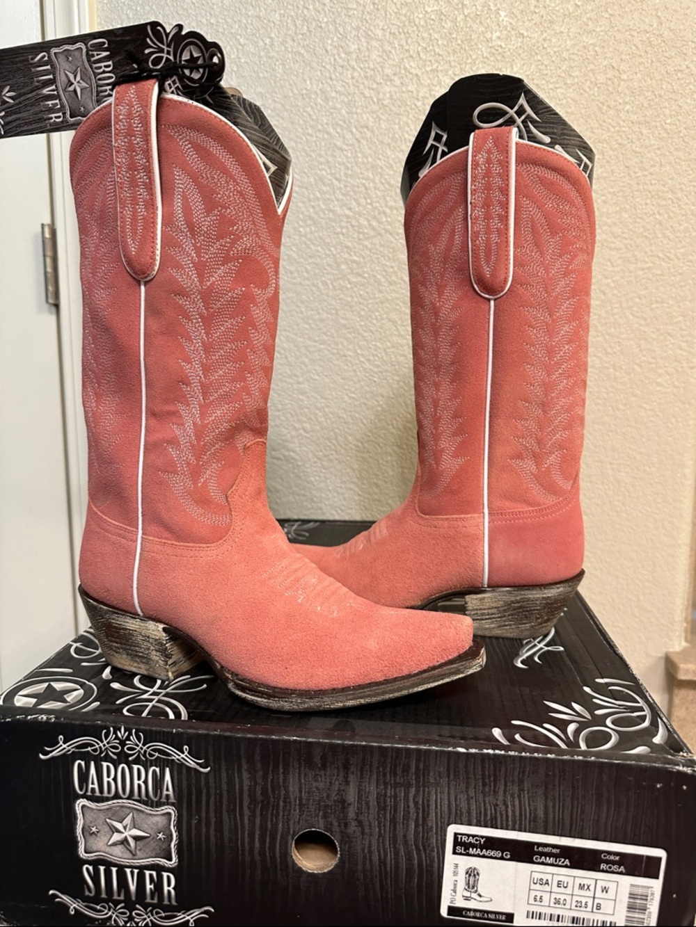 Women's Pink Suede Western Boots